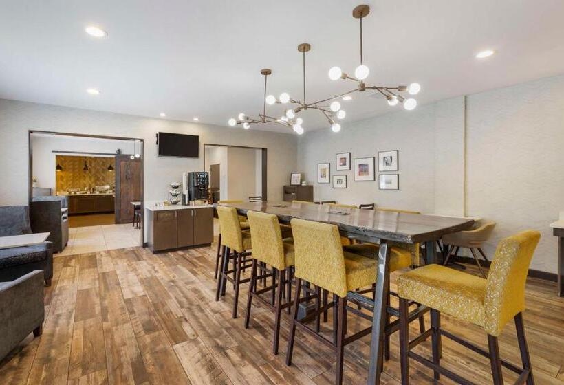 Best Western Plus Nashville Airport Hotel   Bna