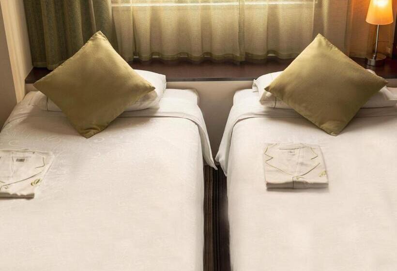 בית מלון כפרי Brighton City Osaka Kitahama