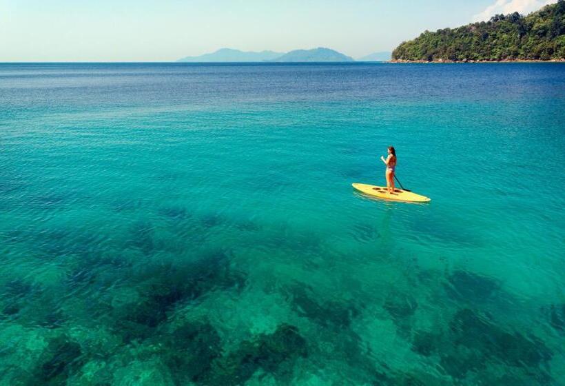 בית מלון כפרי Bunga Raya Island Resort & Spa