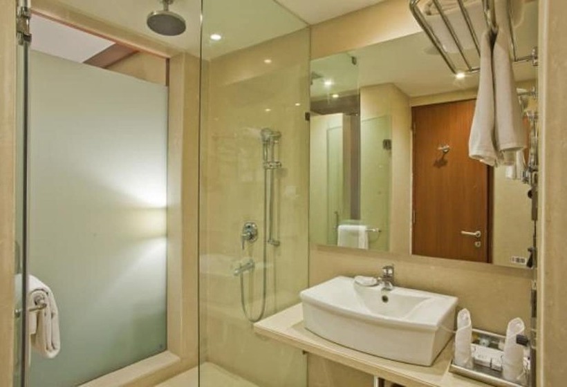 호텔 The Cambay Grand