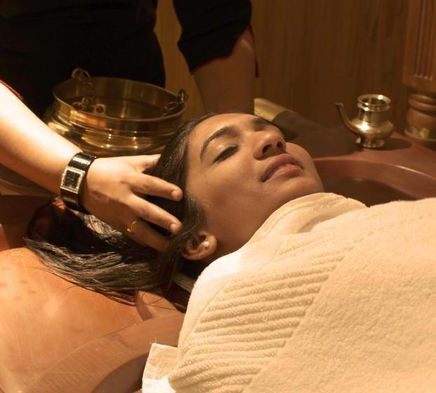 호텔 The Cambay Grand