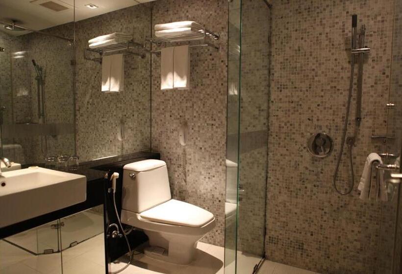 호텔 Citichic Sukhumvit 13 By Compass Hospitality