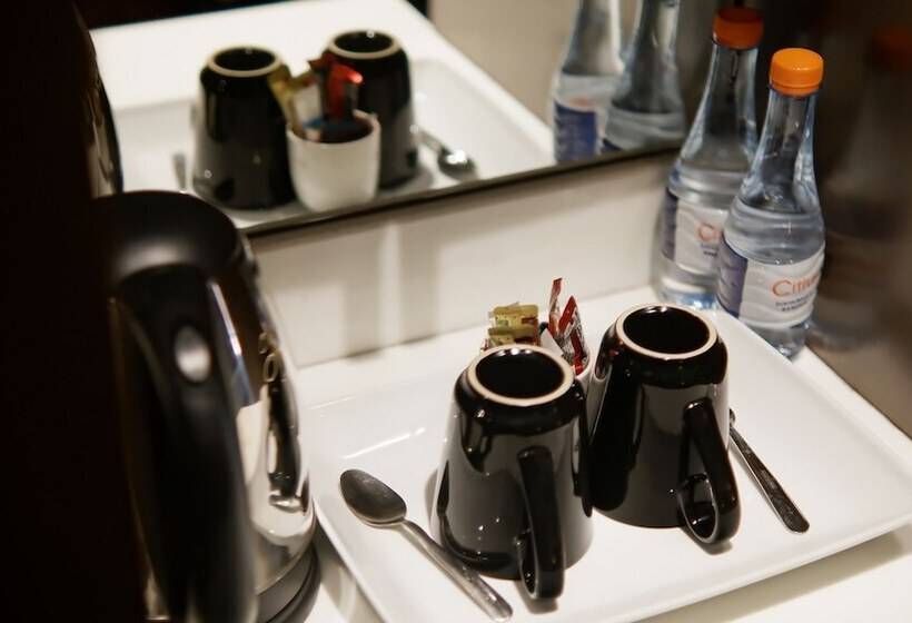 호텔 Citichic Sukhumvit 13 By Compass Hospitality