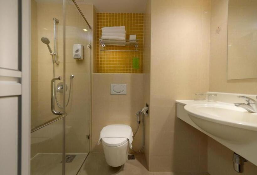 בית מלון כפרי Cititel Express Kota Kinabalu