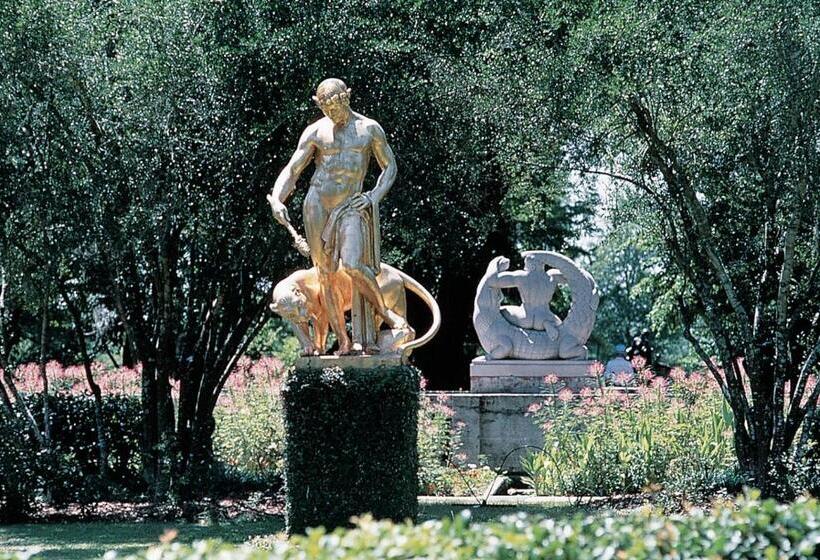 ホテル Club Wyndham Towers On The Grove