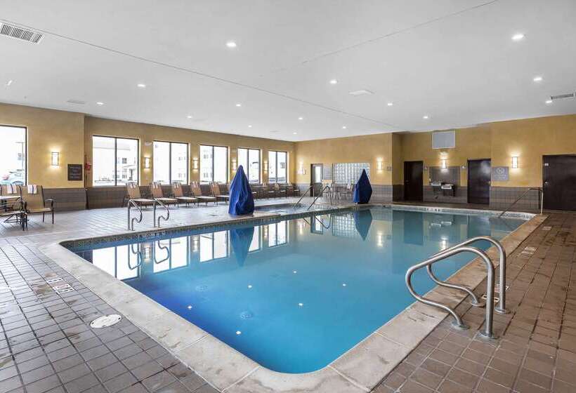 בית מלון כפרי Comfort Inn & Suites Allen Park  Dearborn