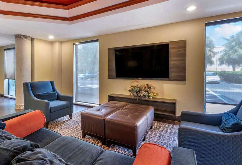 فندق Comfort Suites Fort Pierce I95