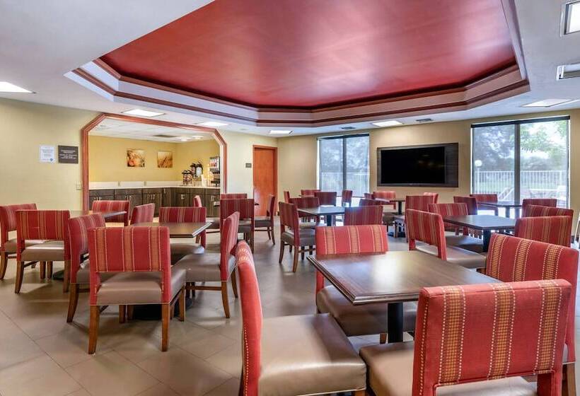 فندق Comfort Suites Fort Pierce I95