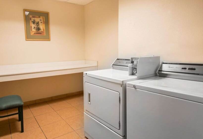 فندق Comfort Suites Fort Pierce I95