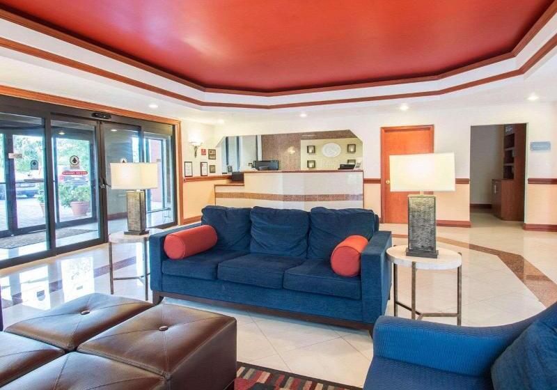 فندق Comfort Suites Fort Pierce I95