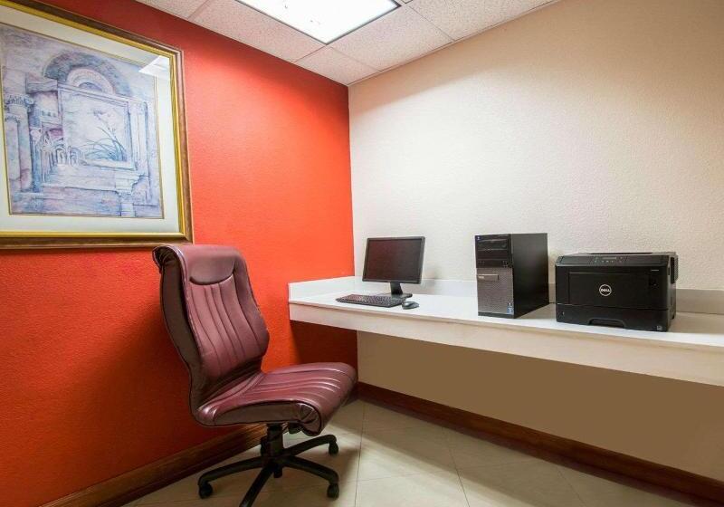 فندق Comfort Suites Fort Pierce I95