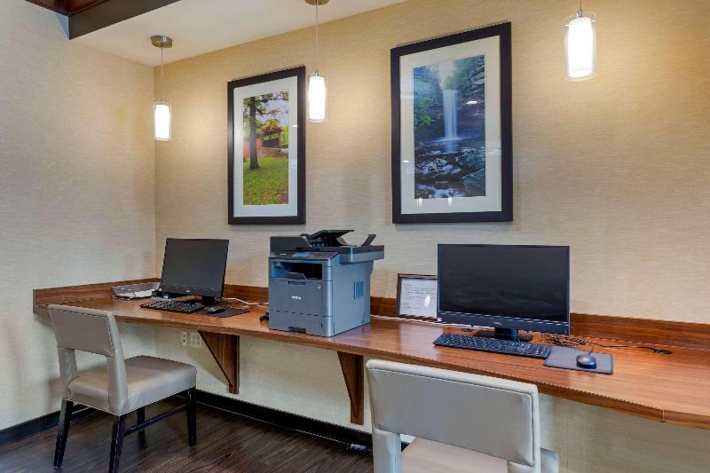 فندق Comfort Suites Little Rock West