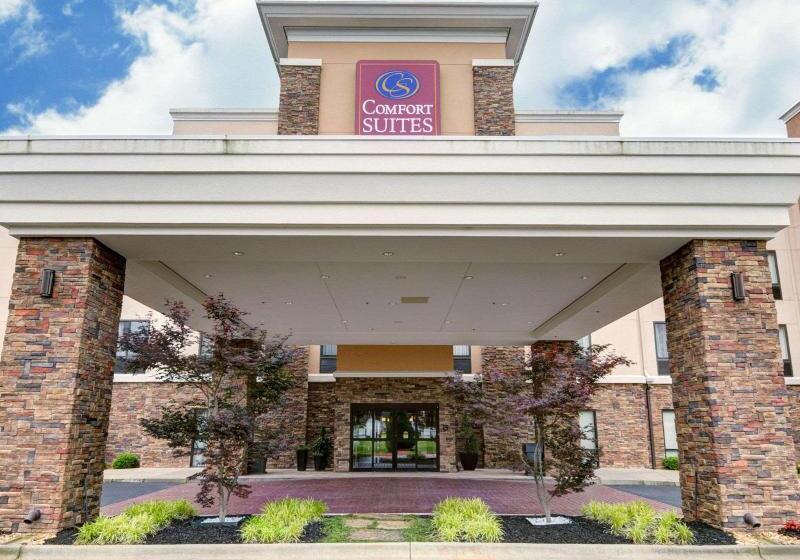 Отель Comfort Suites Little Rock West