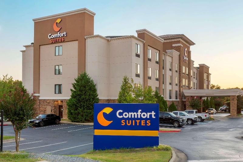 Отель Comfort Suites Little Rock West