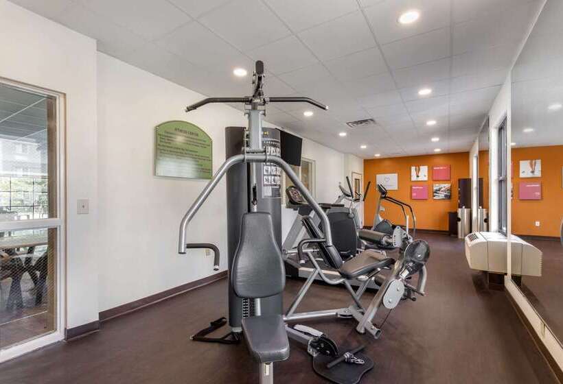 هتل Comfort Suites