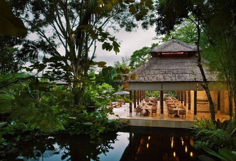 هتل Como Uma Ubud