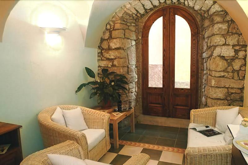 Hotel Corte Fiorita Albergo Diffuso