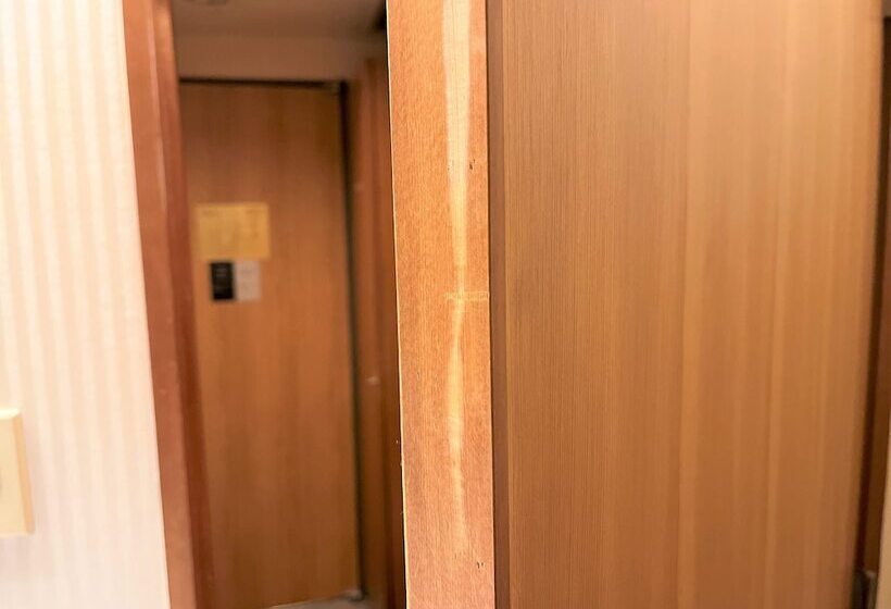 Court Hotel Fukuoka Tenjin