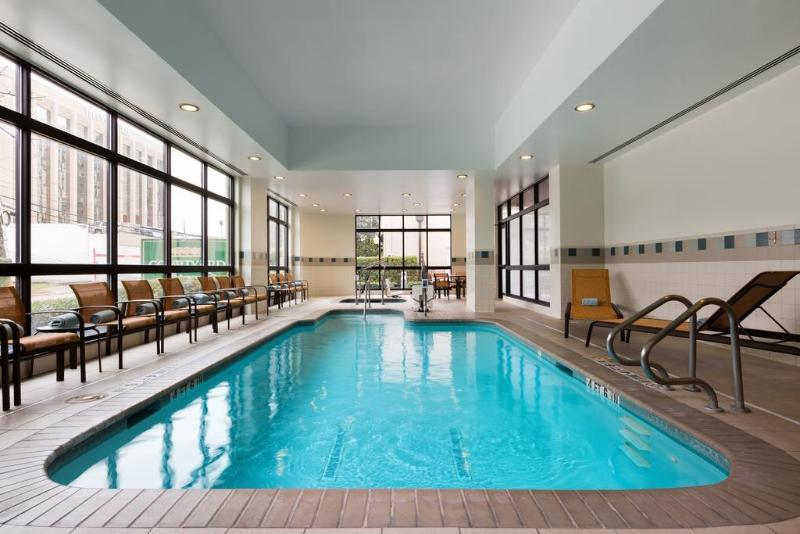בית מלון כפרי Courtyard By Marriott Houston Galleria