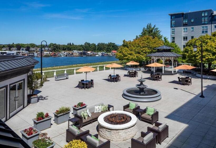 هتل Courtyard By Marriott Portland North