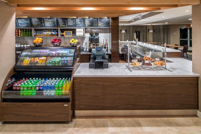 هتل Courtyard By Marriott Portland North