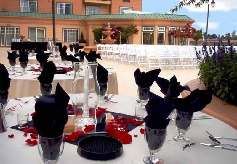 هتل Courtyard By Marriott Portland North