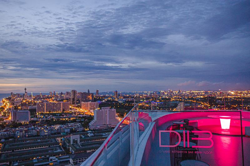 ホテル D Varee Jomtien Beach Pattaya