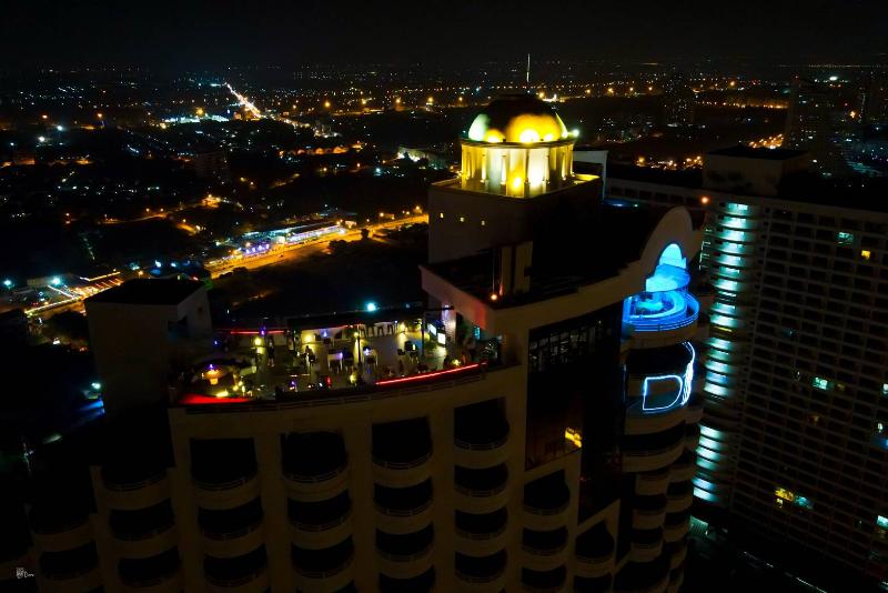 ホテル D Varee Jomtien Beach Pattaya