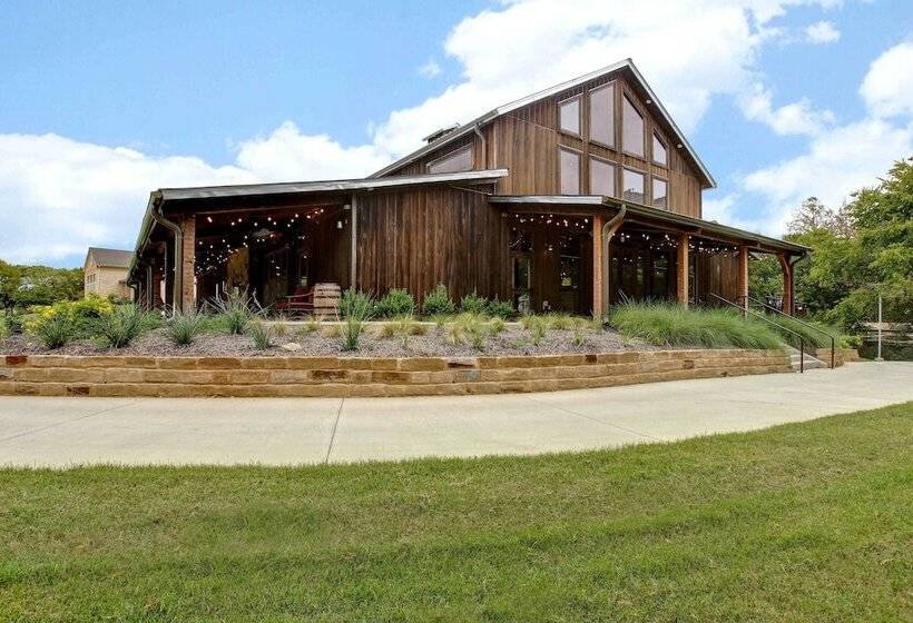 Dallas/fort Worth Marriott Hotel & Golf Club At Champions Circle