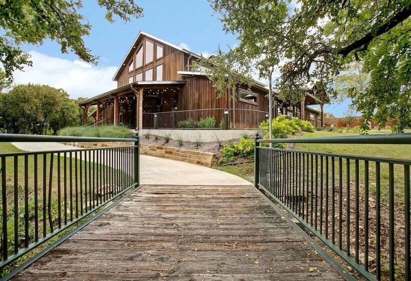 Dallas/fort Worth Marriott Hotel & Golf Club At Champions Circle