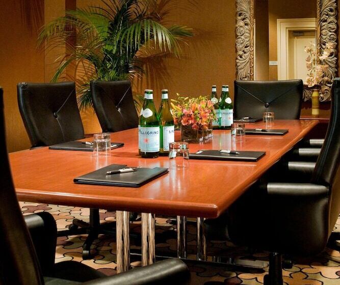 Dallas/fort Worth Marriott Hotel & Golf Club At Champions Circle