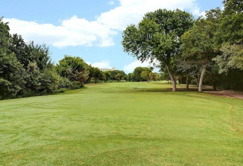 Dallas/fort Worth Marriott Hotel & Golf Club At Champions Circle