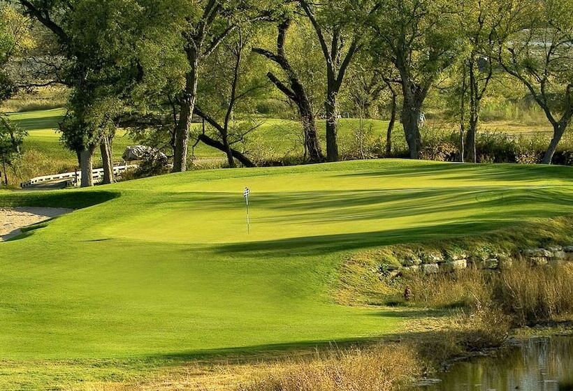 Dallas/fort Worth Marriott Hotel & Golf Club At Champions Circle