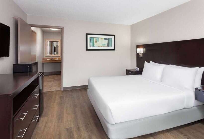 فندق Days Inn By Wyndham Melbourne