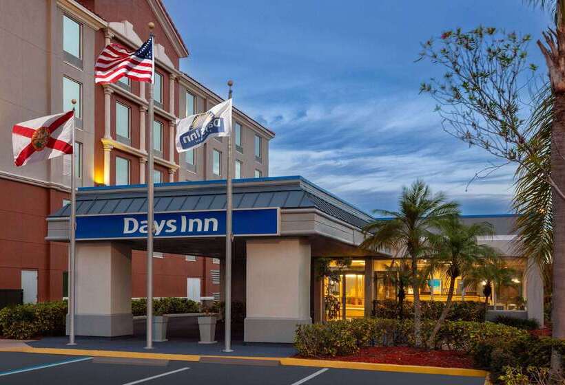 فندق Days Inn By Wyndham Melbourne