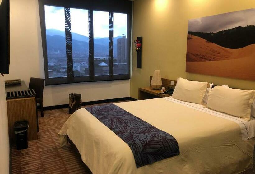 Diez Hotel Categoría Colombia