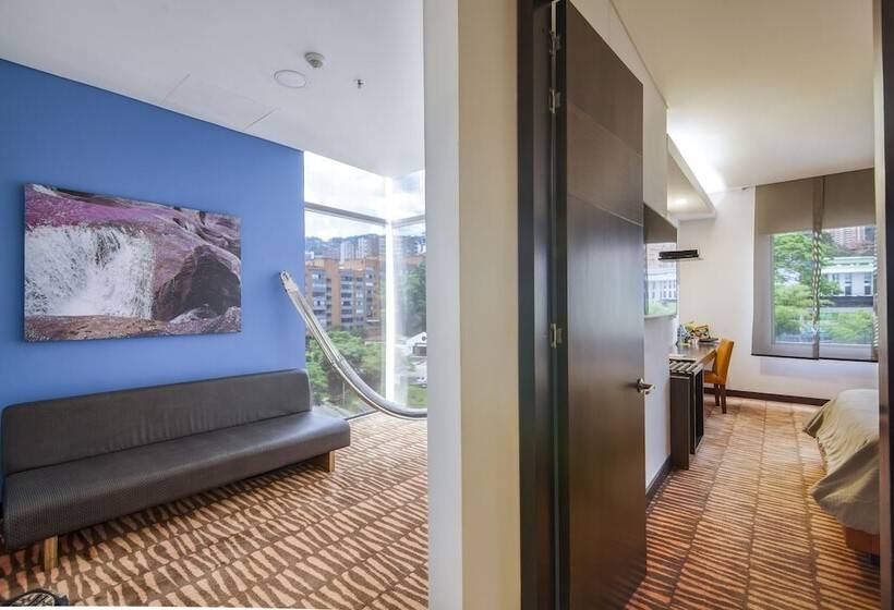 Diez Hotel Categoría Colombia