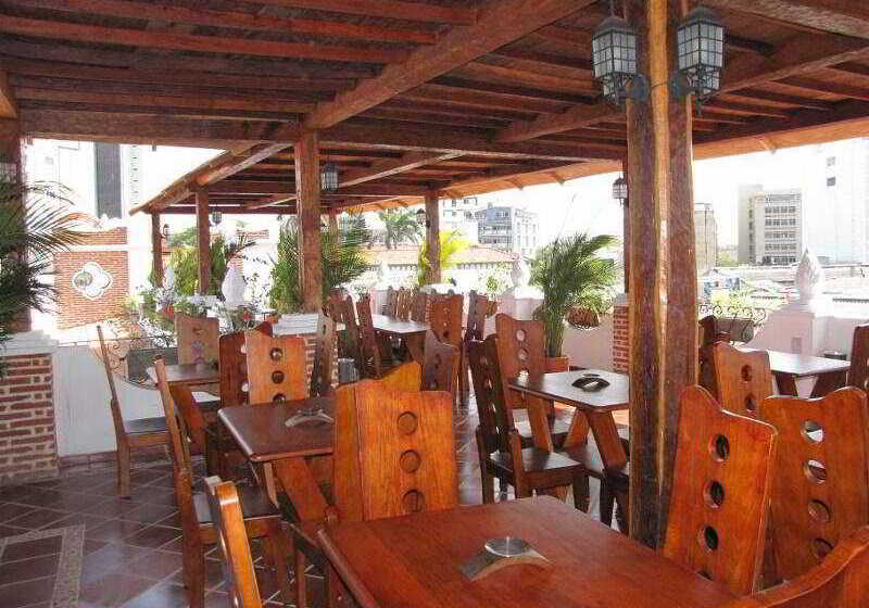 فندق Don Pedro De Heredia