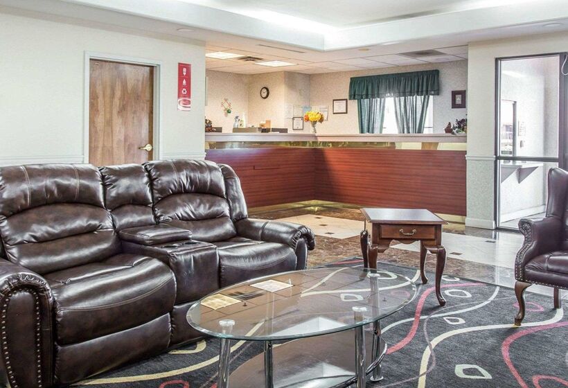 ホテル Econo Lodge Inn & Suites Marietta