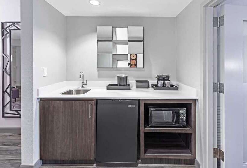 בית מלון כפרי Embassy Suites By Hilton Houston Energy Corridor