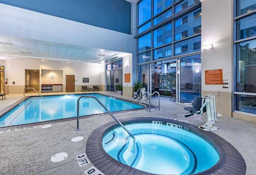 בית מלון כפרי Embassy Suites By Hilton Houston Energy Corridor