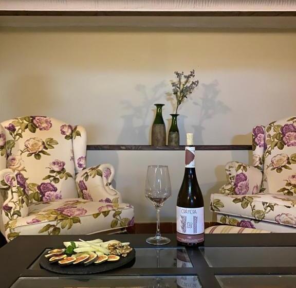 בית מלון כפרי Enoturismo Mainetes