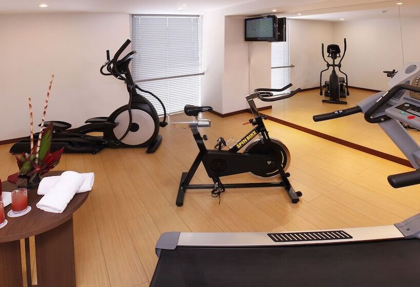 فندق Estelar El Cable