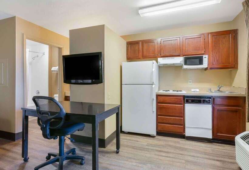 Отель Extended Stay America Suites   Phoenix   Chandler   E Chandler Blvd