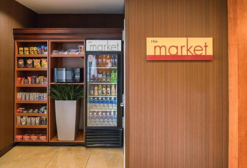 Отель Fairfield Inn & Suites By Marriott Portland North