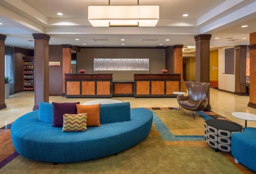 Отель Fairfield Inn & Suites By Marriott Portland North