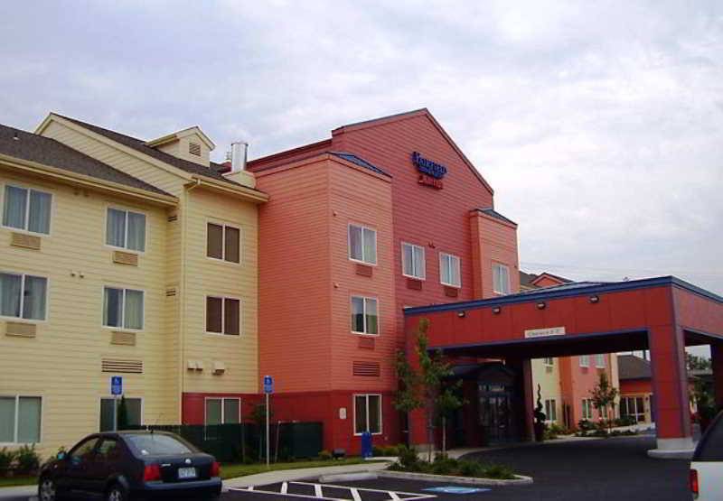 Отель Fairfield Inn & Suites By Marriott Portland North