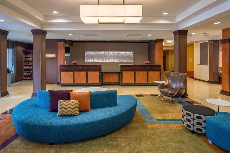 Отель Fairfield Inn & Suites By Marriott Portland North