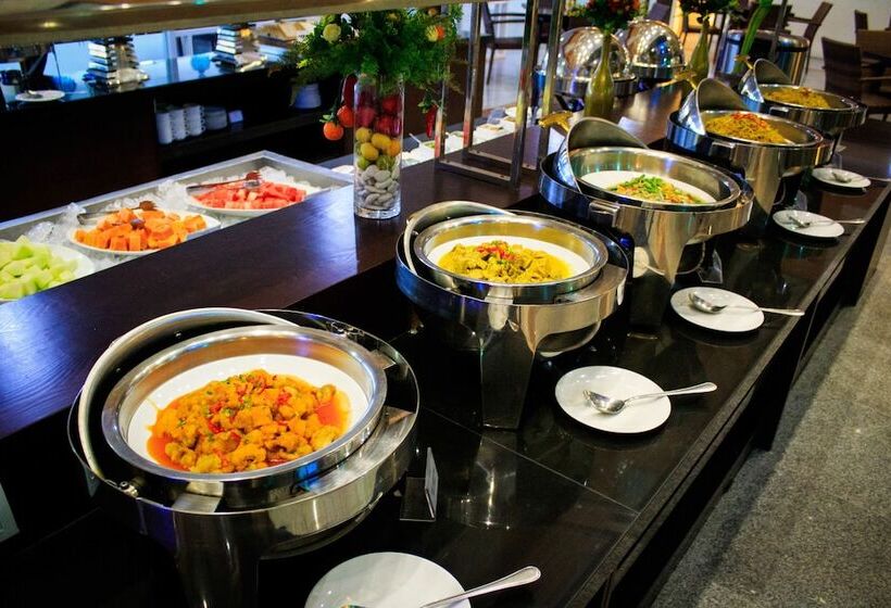 Famous Hotel Kuta Formerly Permata Kuta