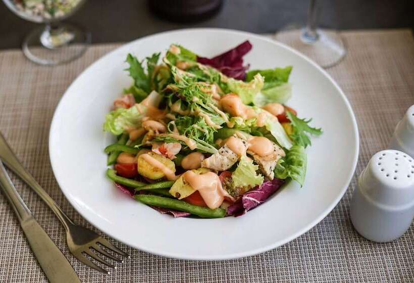 Famous Hotel Kuta Formerly Permata Kuta